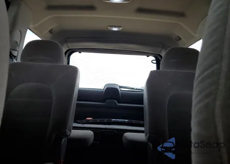 2005 Ford Explorer Xlt z USA, uszkodzony, nr VIN 1FMZU73E85UA67906